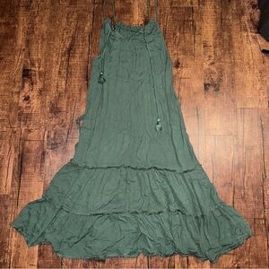 City chic green midi dress size small L:43  W:16